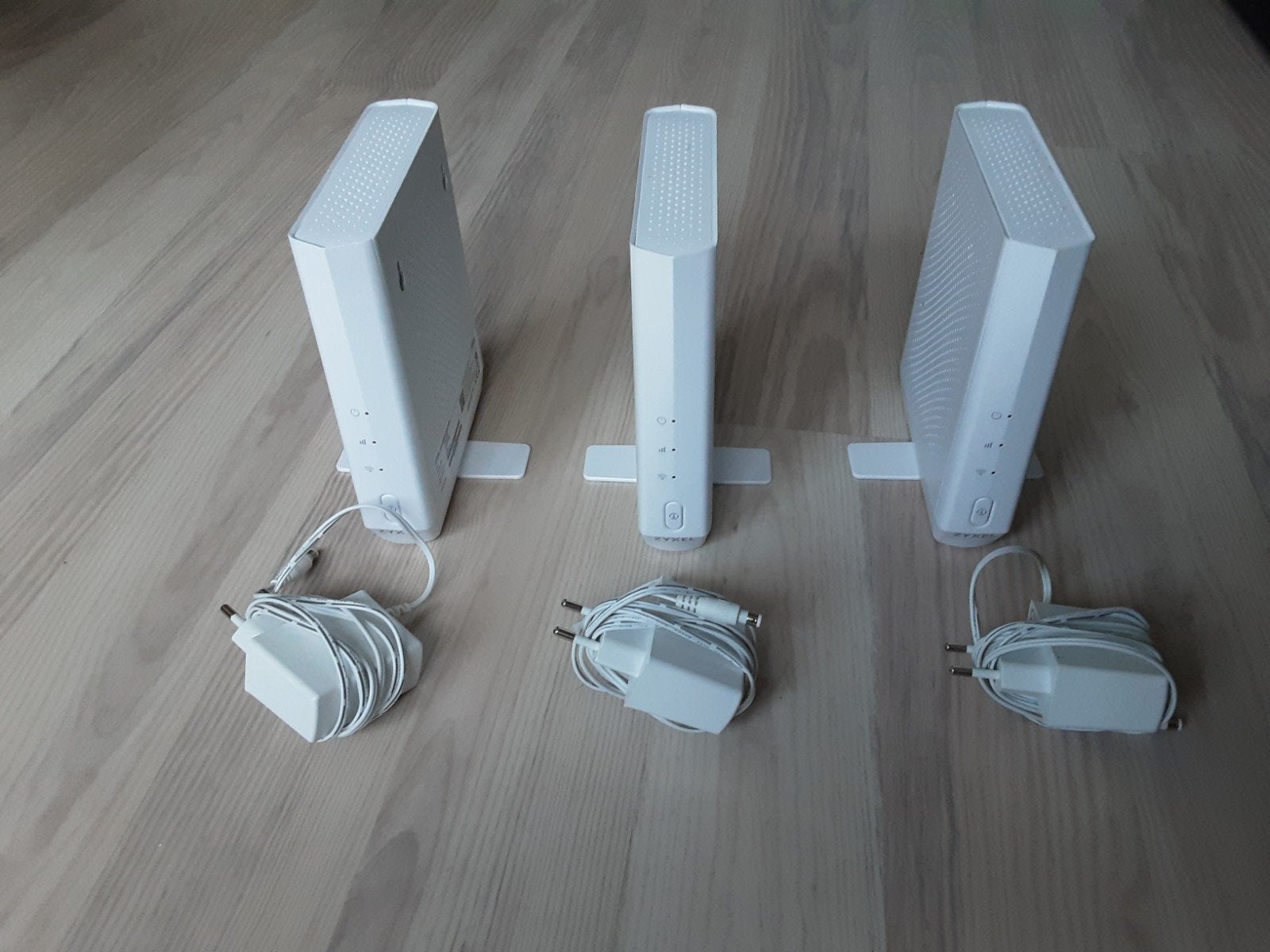 Set van 3 Zyxel wap6807 Odido wifi repeaters, Ophalen of Verzenden, Gebruikt, Router, ZYXEL