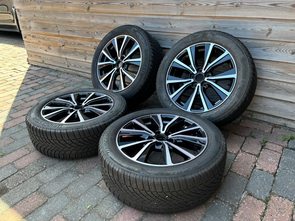 17 inch Ford Puma velgen ST-Line velgen volvo velgen, Auto-onderdelen, Banden en Velgen, Ophalen, Banden en Velgen, 17 inch, Winterbanden