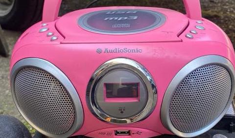 Audiosonic usb / radio / cd speler roze, Ophalen of Verzenden, Zo goed als nieuw