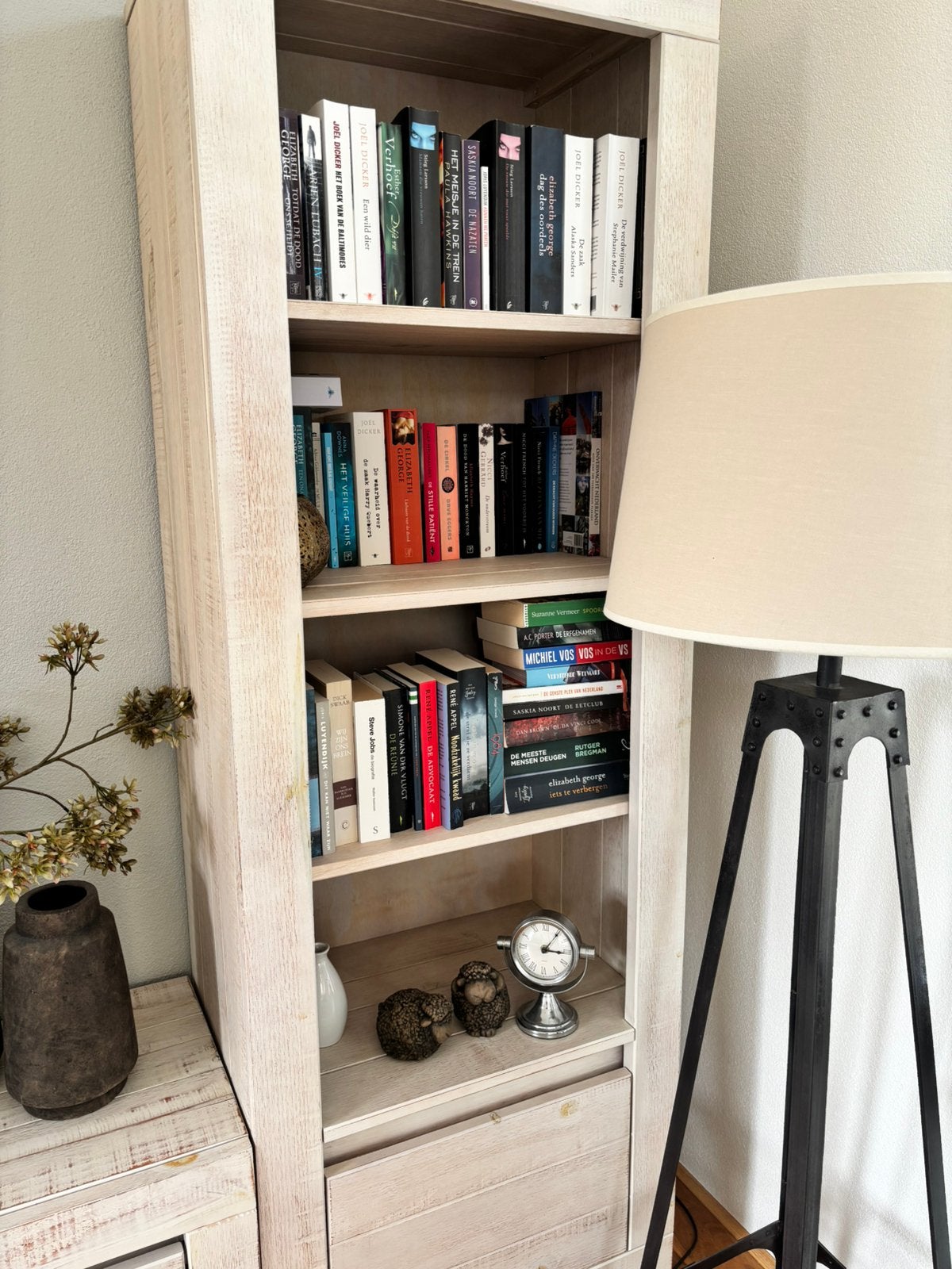 Boekenkast, Ophalen, Zo goed als nieuw, 25 tot 50 cm, 200 cm of meer