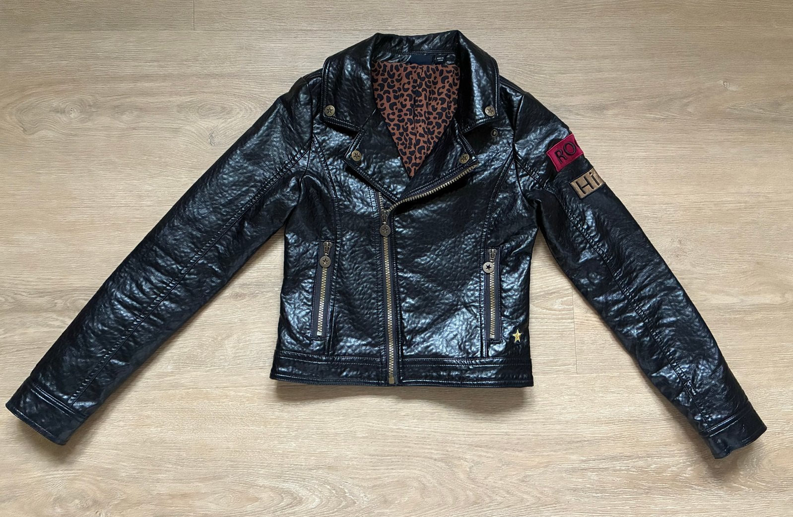 Zwart jasje van like Flo met luipaardprint voering maat 152, Verzenden, Nieuw, Meisje, Jas
