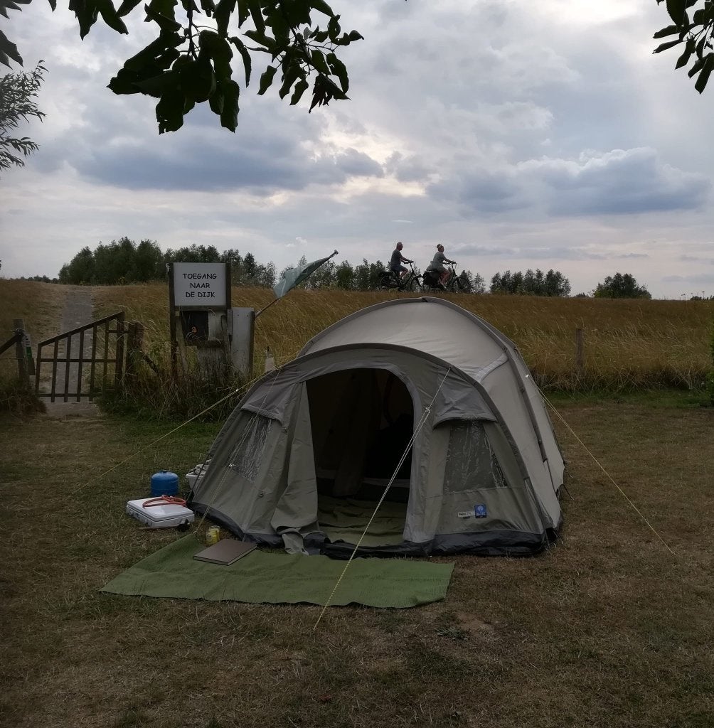 Ruime koepeltent, eurotrail, type Vancouver. 3 slaapplaatsen, Caravans en Kamperen, Tenten, Ophalen, Gebruikt, Tot en met 3