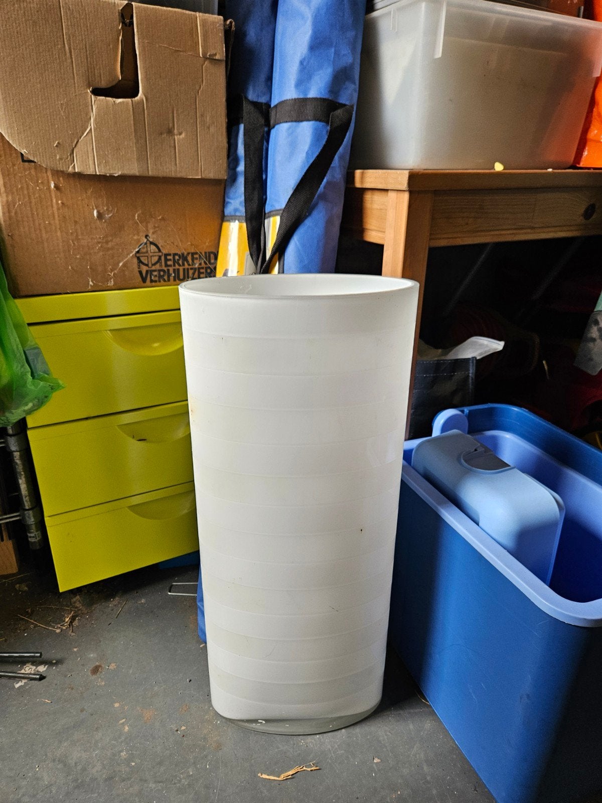 Mooie hoge vaas, Ophalen, Zo goed als nieuw, 63 cm