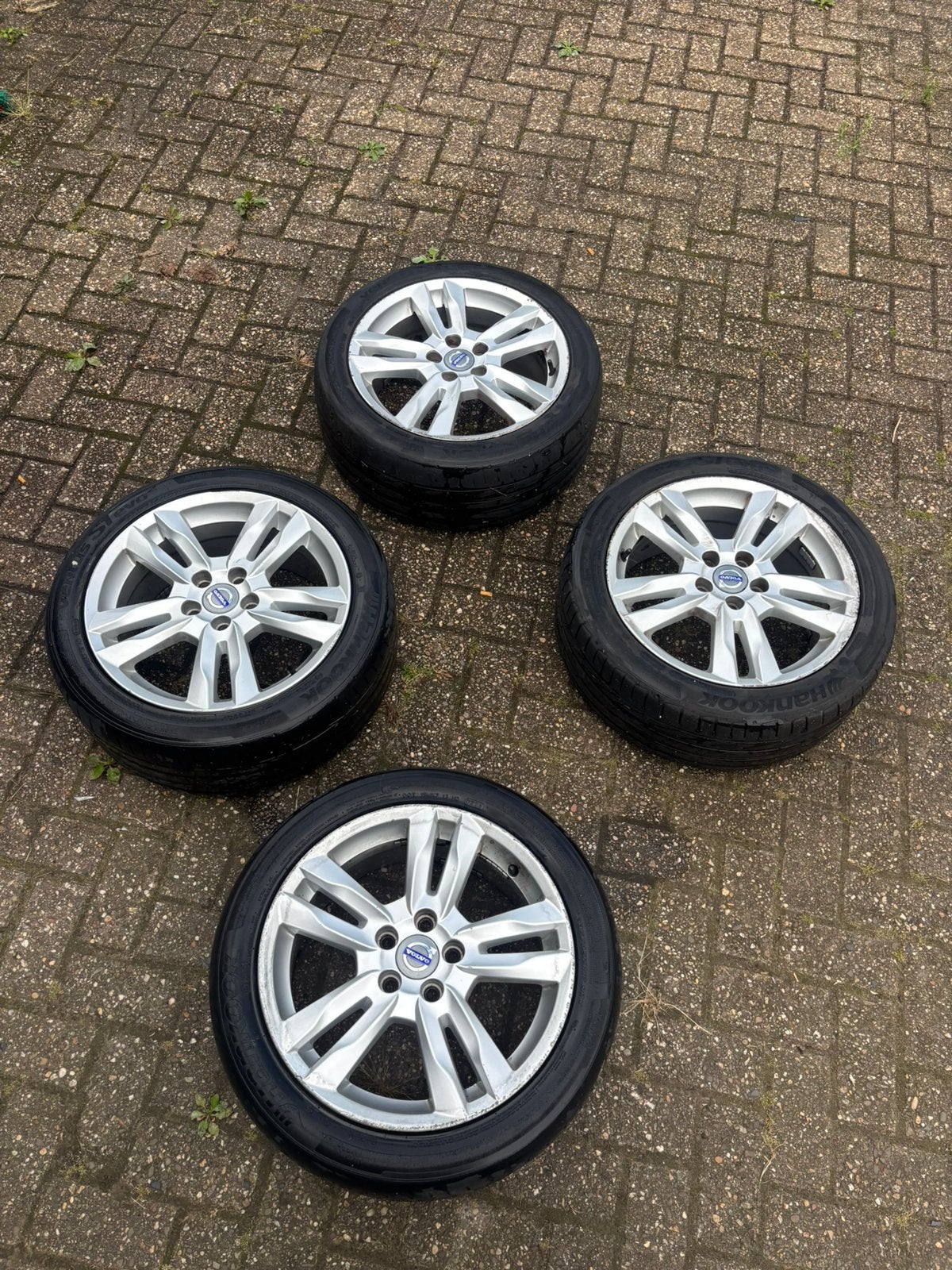 Volvo v60 d6 velgen, Ophalen