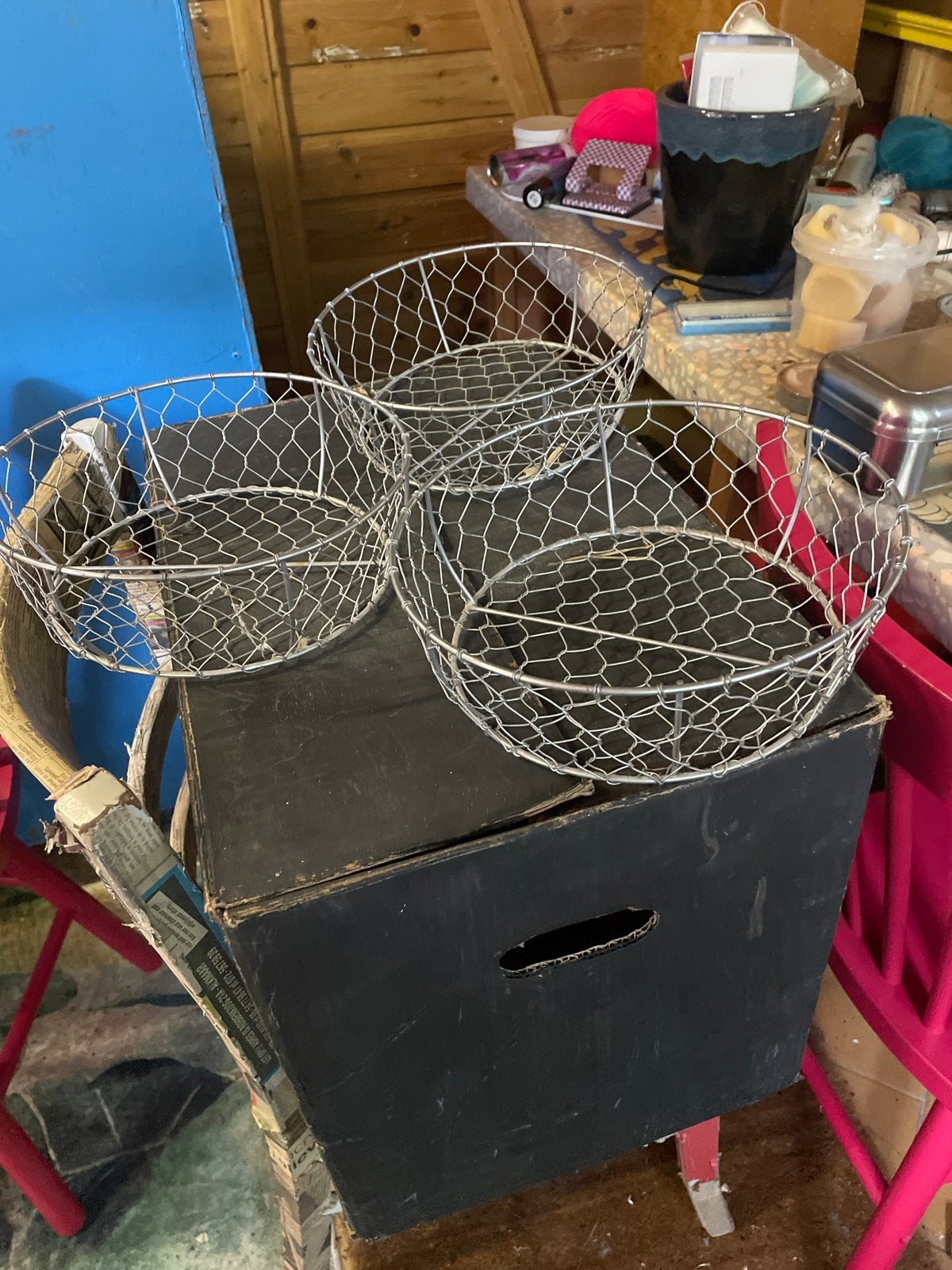 Set van 3 metalen draadmanden - Gebruikt, Huis en Inrichting, Woonaccessoires | Schalen en Manden, Ophalen, Gebruikt, Gevlochten