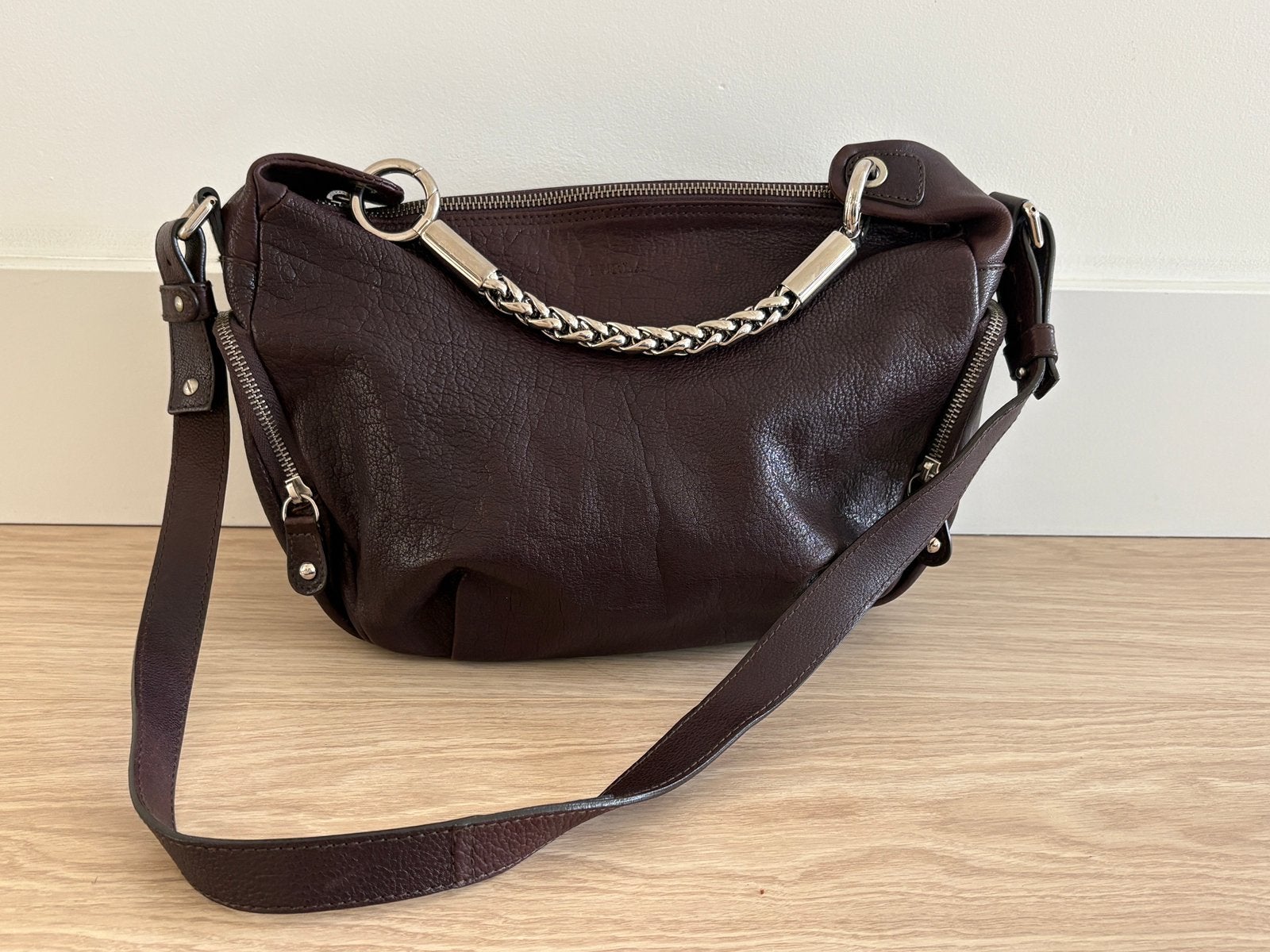 Donkerbruine leren Furla schoudertas, Ophalen of Verzenden, Gebruikt, Bruin, Schoudertasje