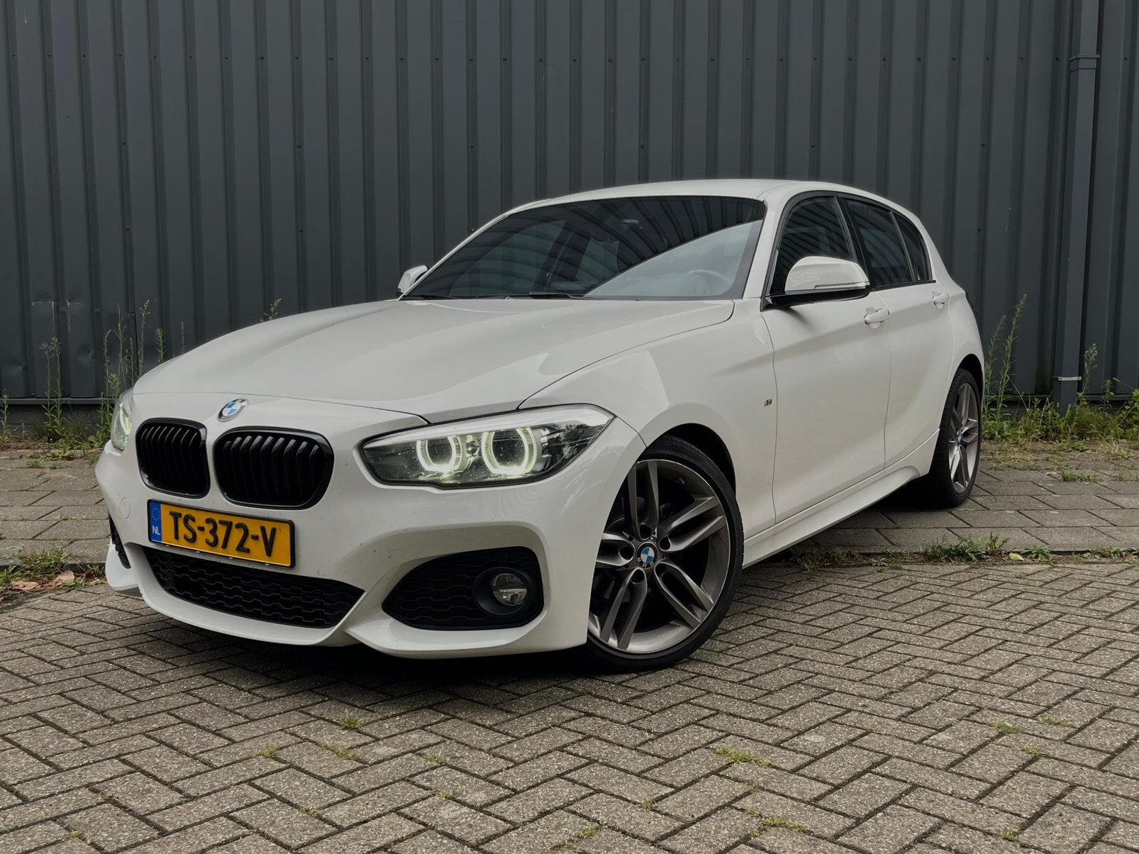 BMW 118i |2018 | 🍏CarPlay | Dealer Onderhouden |Aut 1-Serie, Wit, 650 kg, Particulier, 1300 kg