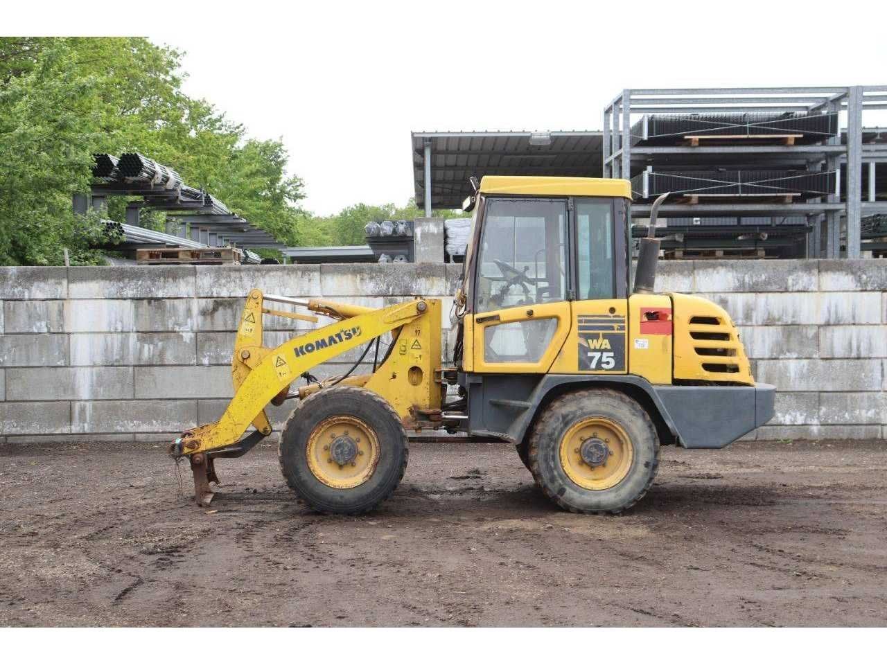2002 Komatsu WA 75-3 Shovel, Wiellader of Shovel