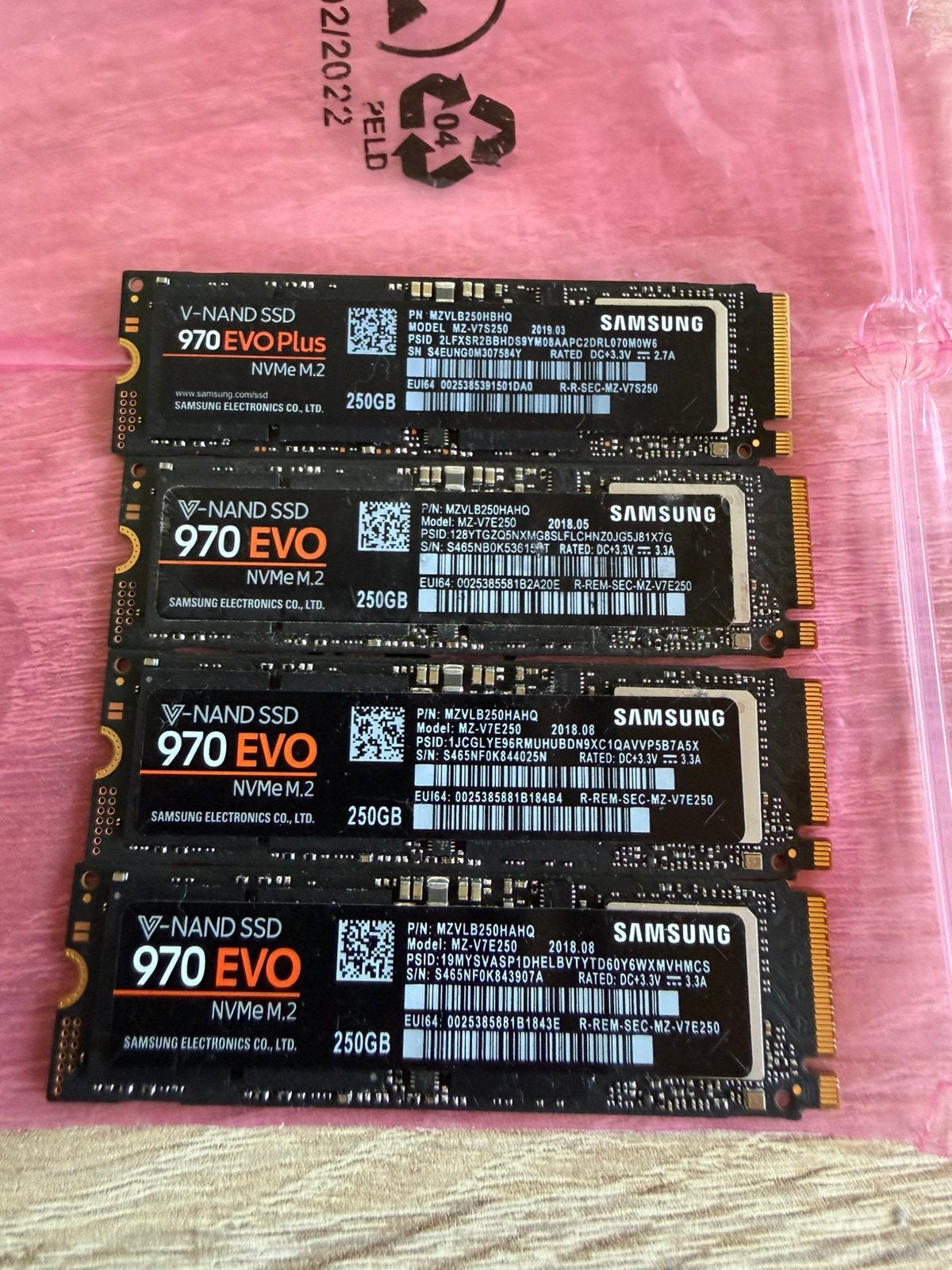 Samsung Evo 970 250GB Nvme SSD, Computers en Software, Harde schijven, Ophalen, Zo goed als nieuw, Laptop, Overige aansluitingen