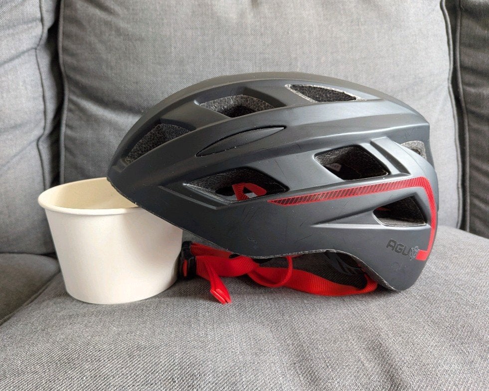 AGU Fietshelm Rood/Zwart - Maat L/XL (58-63 cm), Fietsen en Brommers, Fietsaccessoires | Fietshelmen, Ophalen of Verzenden, Zo goed als nieuw