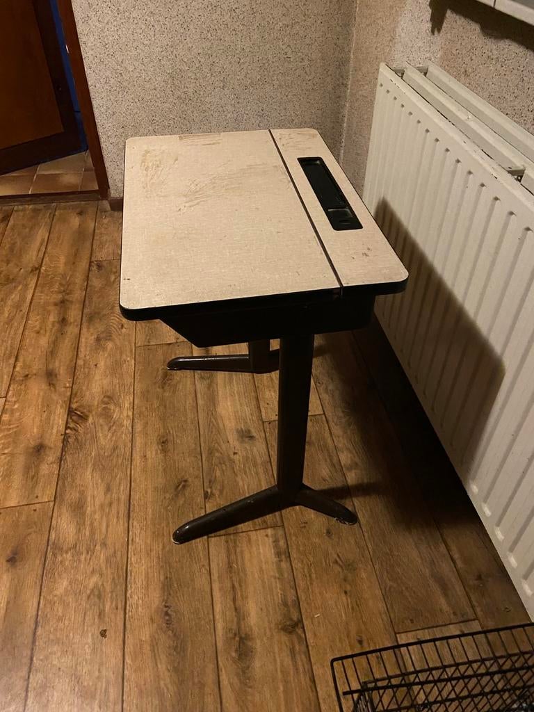 Schooltafel, Ophalen