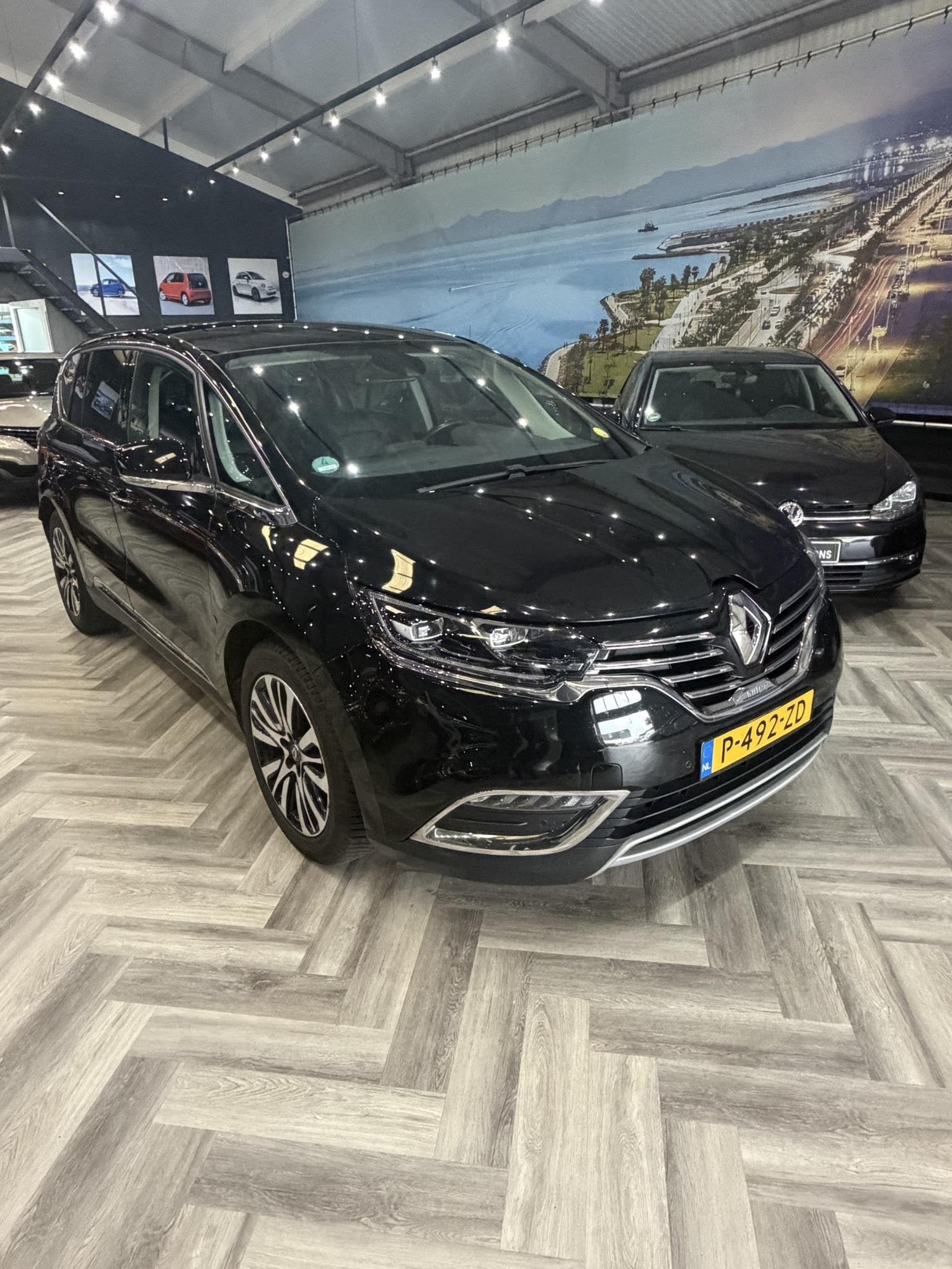 Renault Espace 1.6 dCi Initiale Paris 7p., Euro 6, 4 cilinders, 160 pk, 7 stoelen