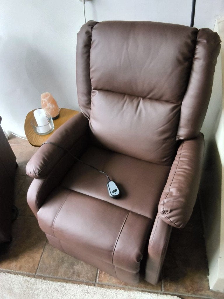 Bruine leren relaxfauteuil met afstandsbediening, 75 tot 100 cm, Zo goed als nieuw, 75 tot 100 cm, Modern