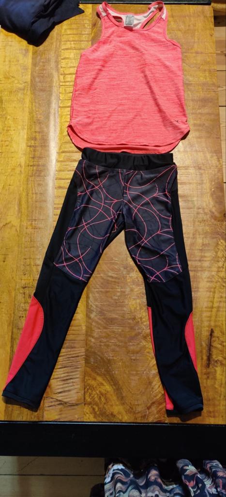 Sportkleding setje maat 123/130 decathlon, Ophalen of Verzenden, Jongen of Meisje