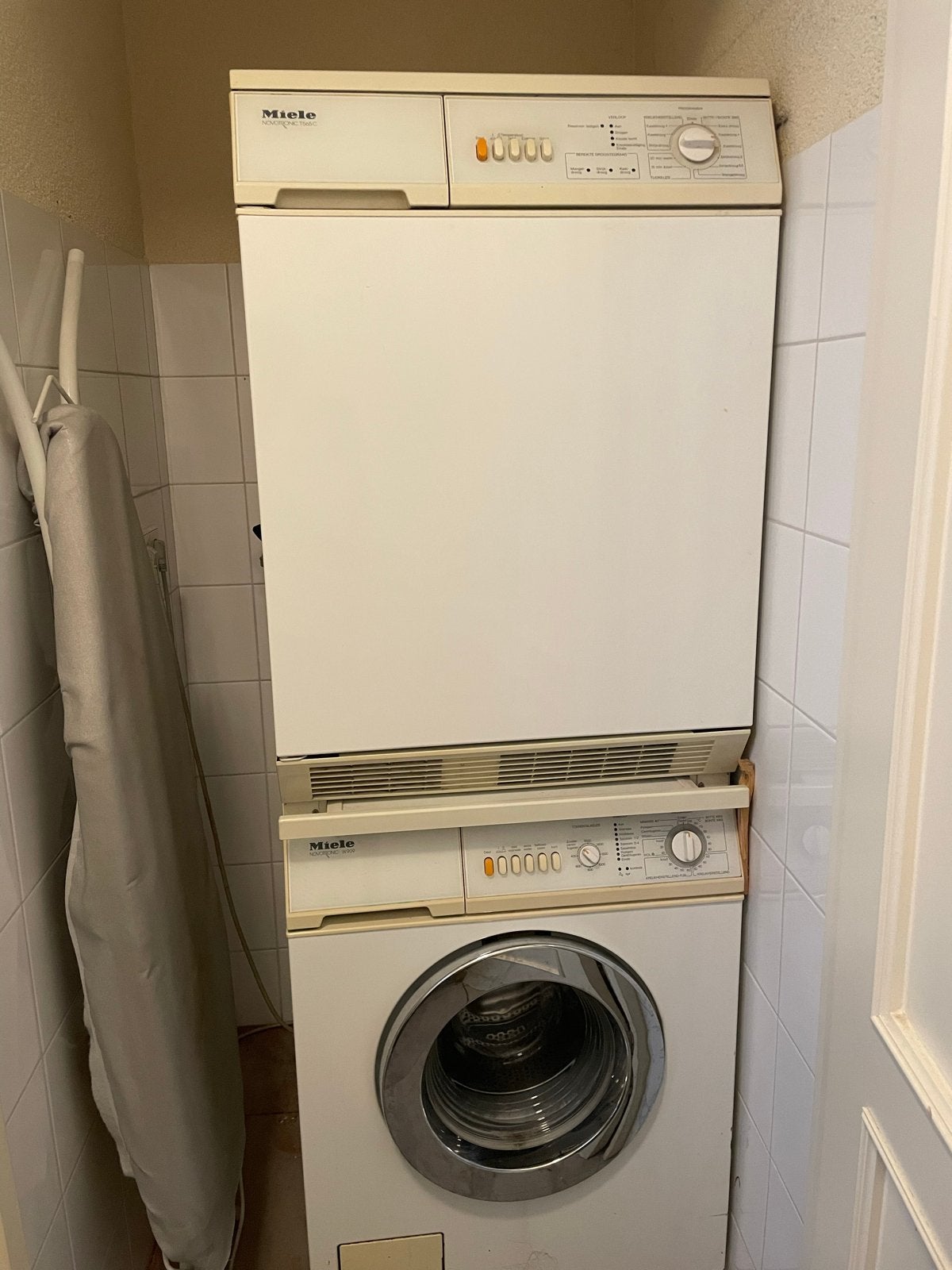 Miele Wasmachine en Droger Set (Novotronic T565C), 6 tot 8 kg, Ophalen, Gebruikt, 95 cm of meer