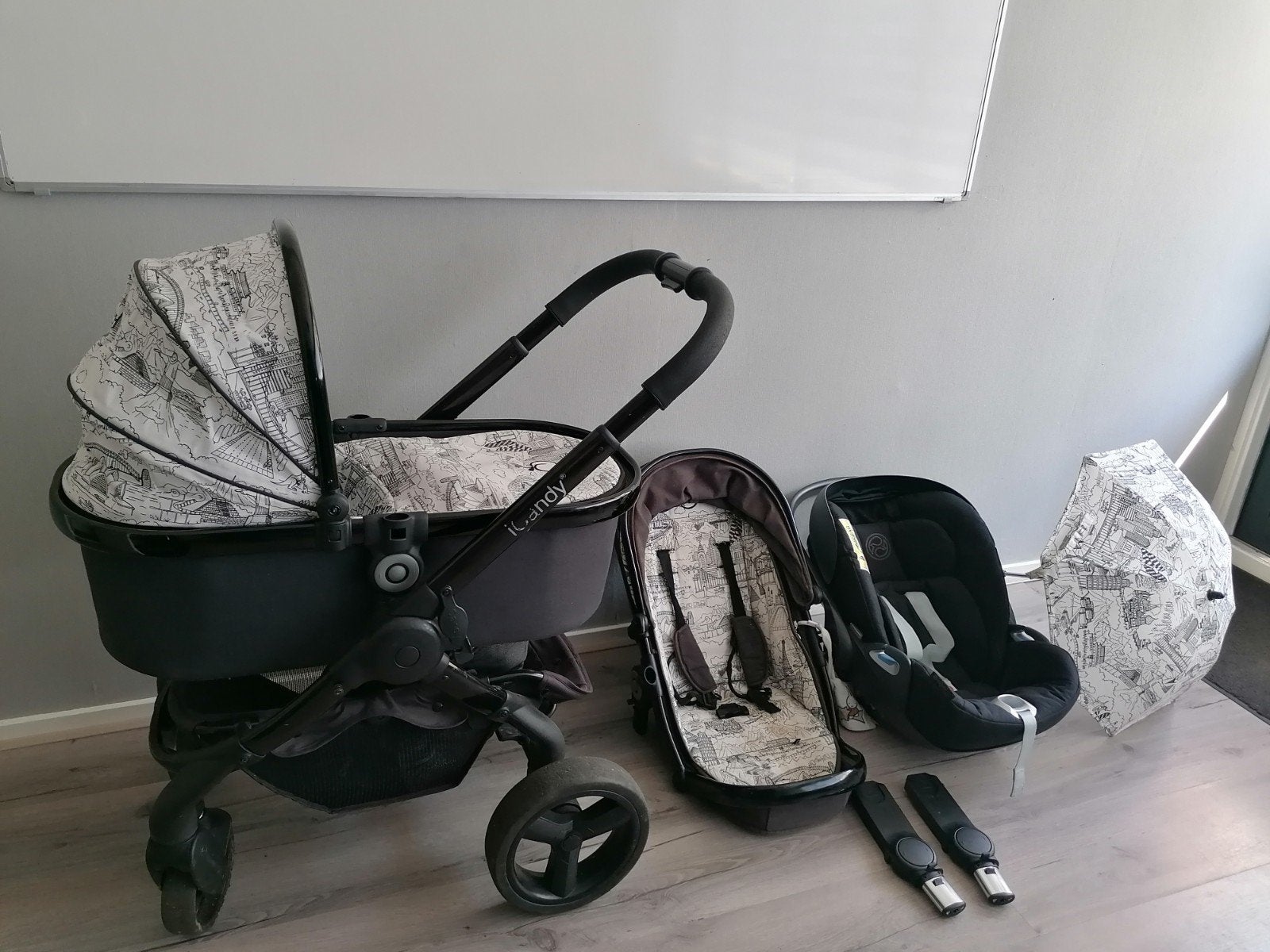 iCandy Peach kinderwagen met Cybex autostoel, Gebruikt, Combiwagen, Verstelbare duwstang, Ophalen