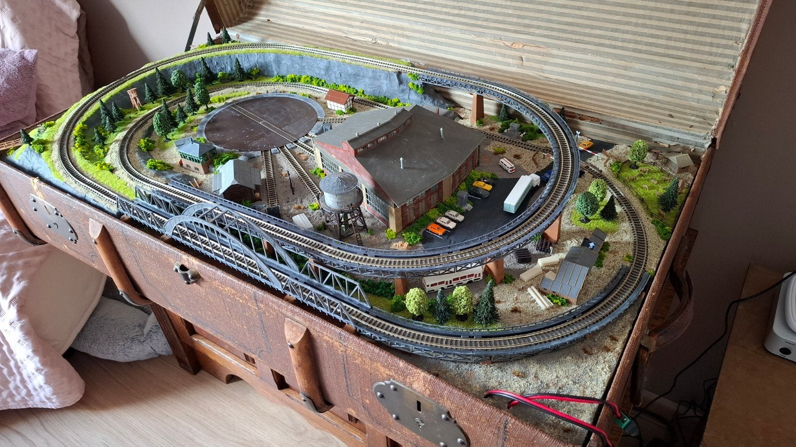Vintage hutkoffer met n baan., Hobby en Vrije tijd, Modeltreinen | N-Spoor, Ophalen, Gebruikt, Gelijkstroom, Fleischmann