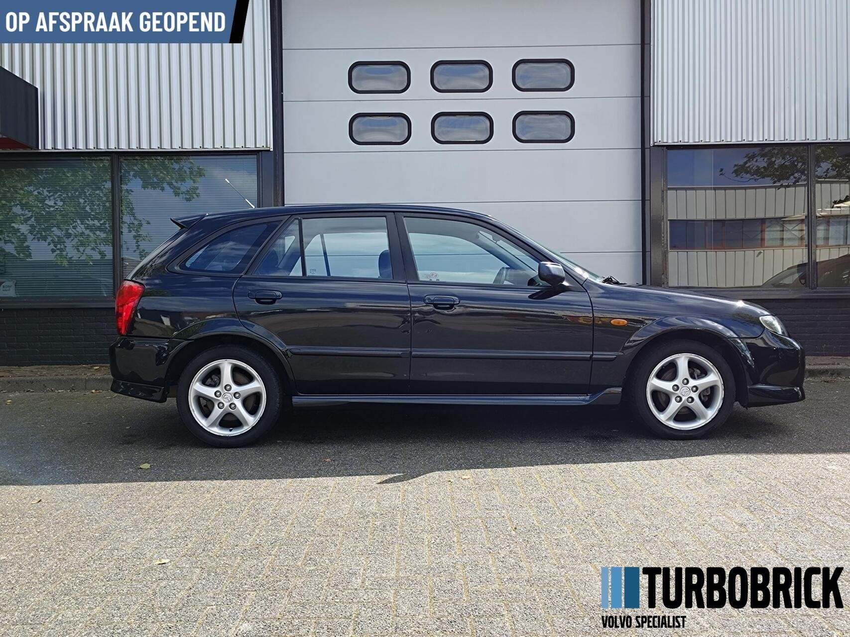 Mazda 323 Fastbreak 2.0i Sportive |Airco|16"|Youngtimer|Clas, Voorwielaandrijving, Automatische klimaatregeling, Stof, Gebruikt