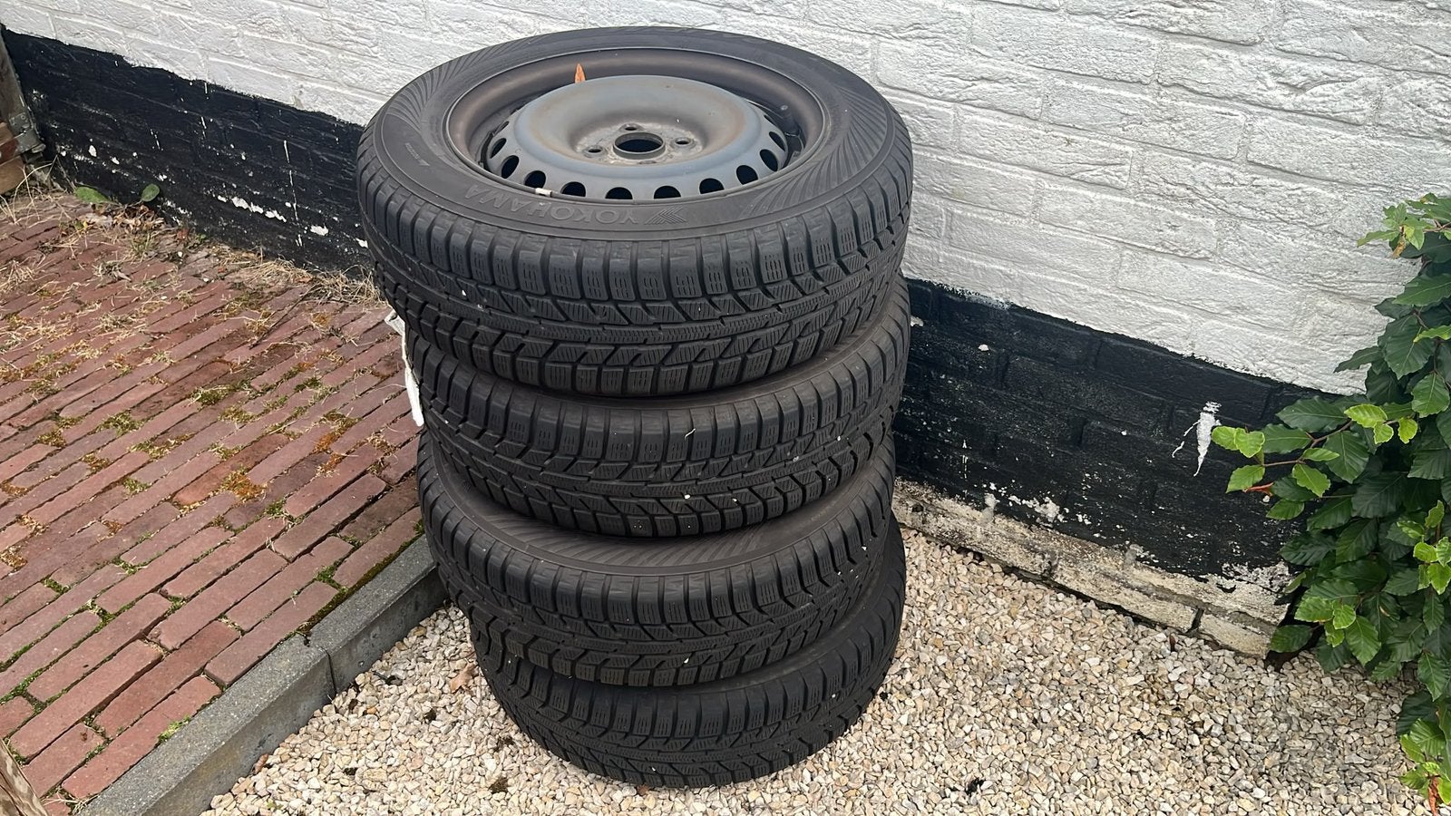 (Kia Rio) 4x100 15” winterset, Auto-onderdelen, Banden en Velgen, Ophalen, 15 inch, Banden en Velgen, 185 mm