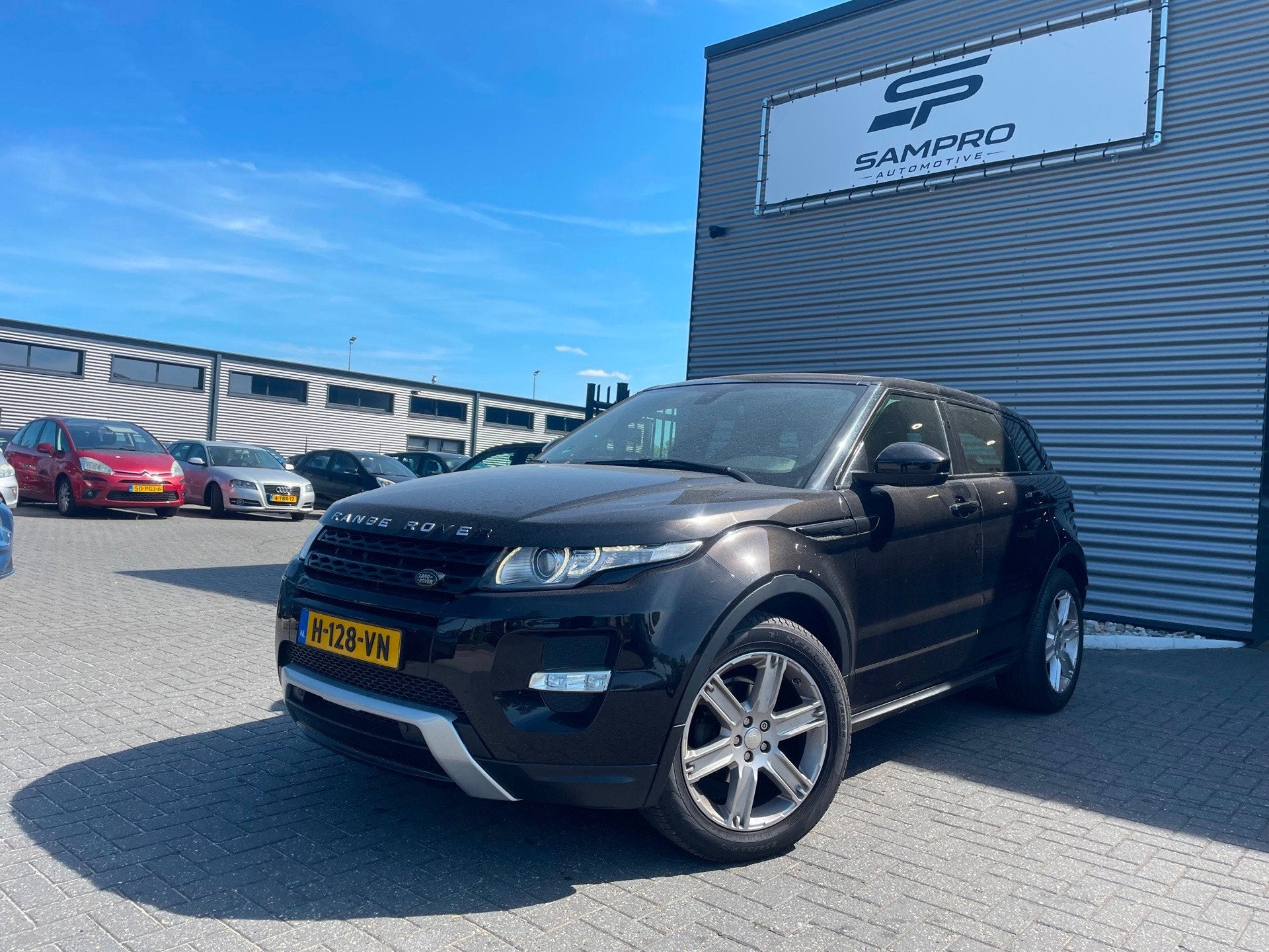 Land Rover Range Rover Evoque 2.2 SD4 4WD Prestige, Auto's, Automaat, Euro 5, Parkeersensor, Zwart