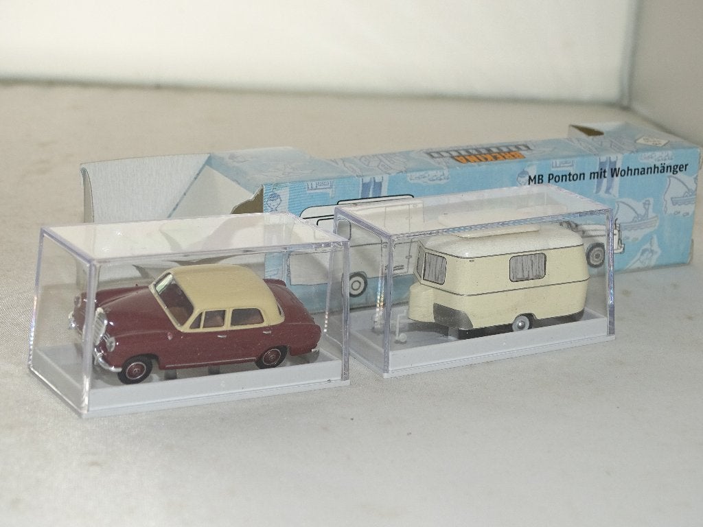 1/87 Brekina Mercedes  Ponton met Caravan, Ophalen of Verzenden, Nieuw, Auto, Brekina
