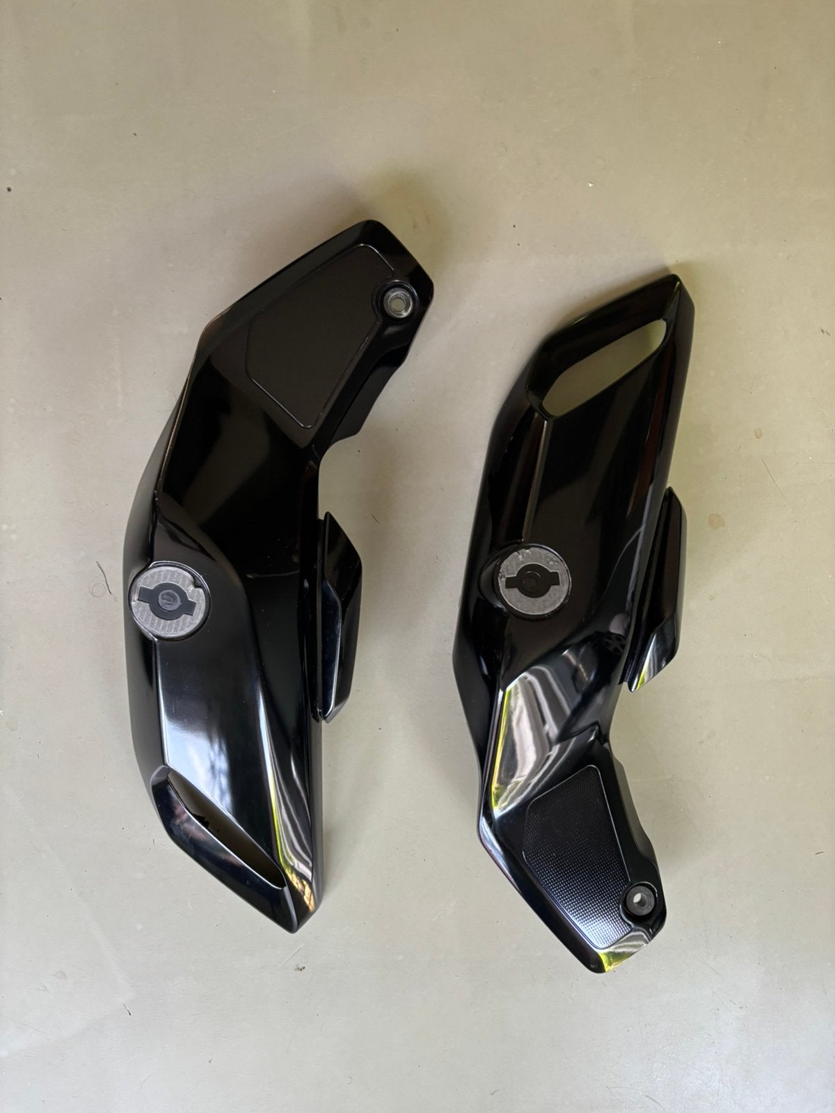 Mt07 luchtinlaat kuip cover paneel, Motoren, Ophalen of Verzenden