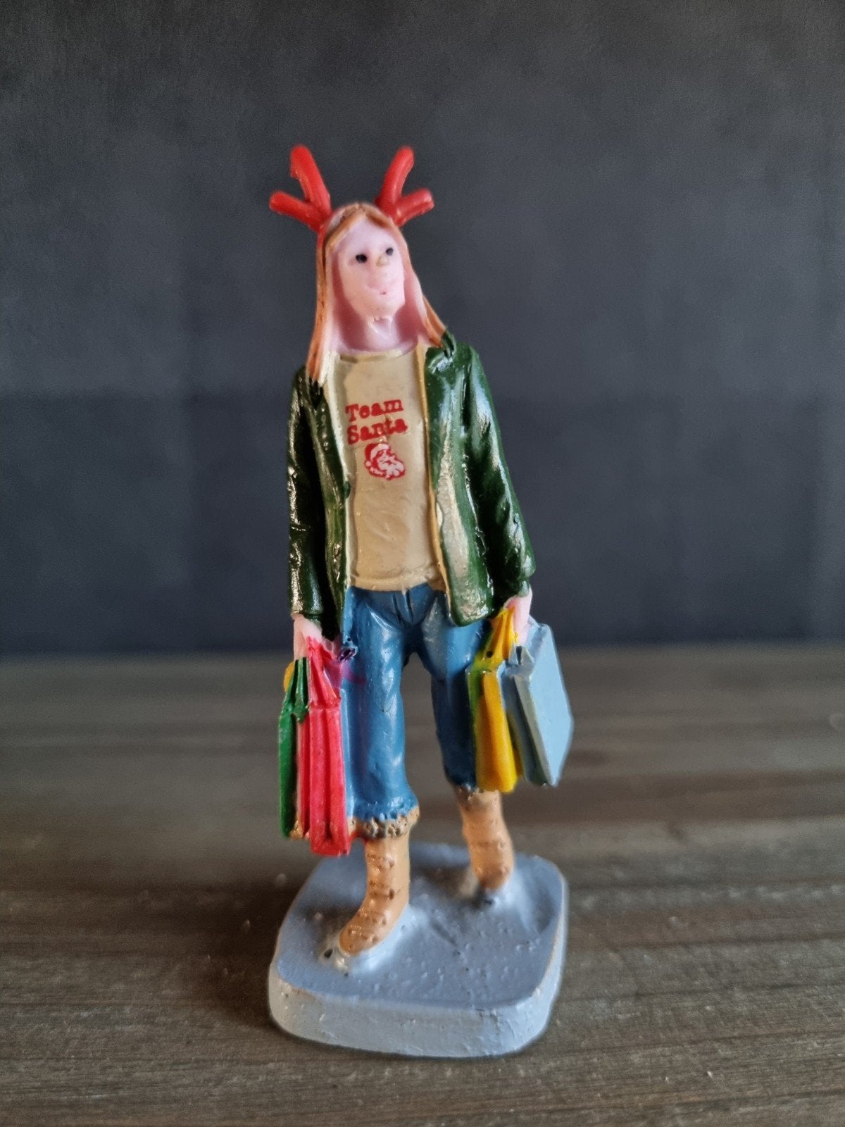 lemax figuur 26 kerstdorp kersthuisjes, Ophalen of Verzenden, Zo goed als nieuw