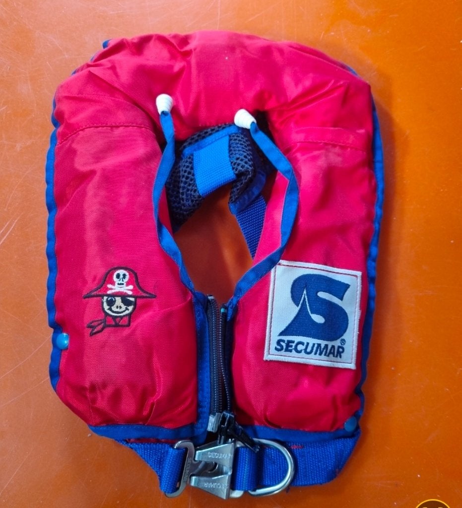 SECUMAR kinderreddingsvest tot 25 kg – zeer goede staat, Watersport en Boten, Kind, Secumar, Ophalen of Verzenden, Zo goed als nieuw