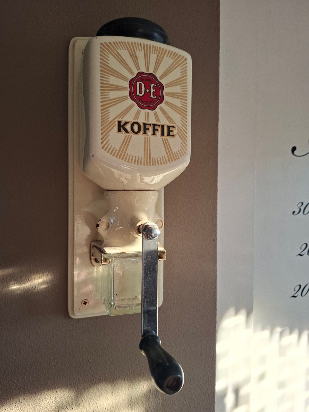 Vintage Douwe Egberts Koffiemolen - Wandmodel, Antiek en Kunst, Antiek | Keukenbenodigdheden, Ophalen of Verzenden