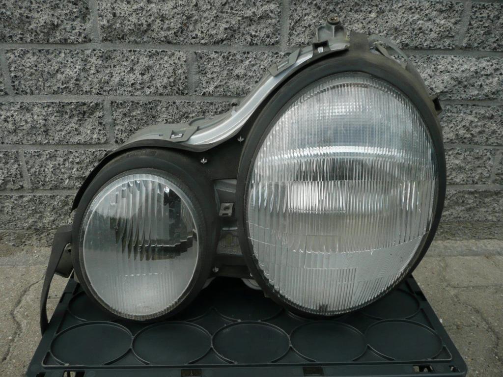 Mercedes-Benz E-Klasse W210 Koplamp Links Linksvoor H7, Gebruikt, -, Ophalen of Verzenden, -