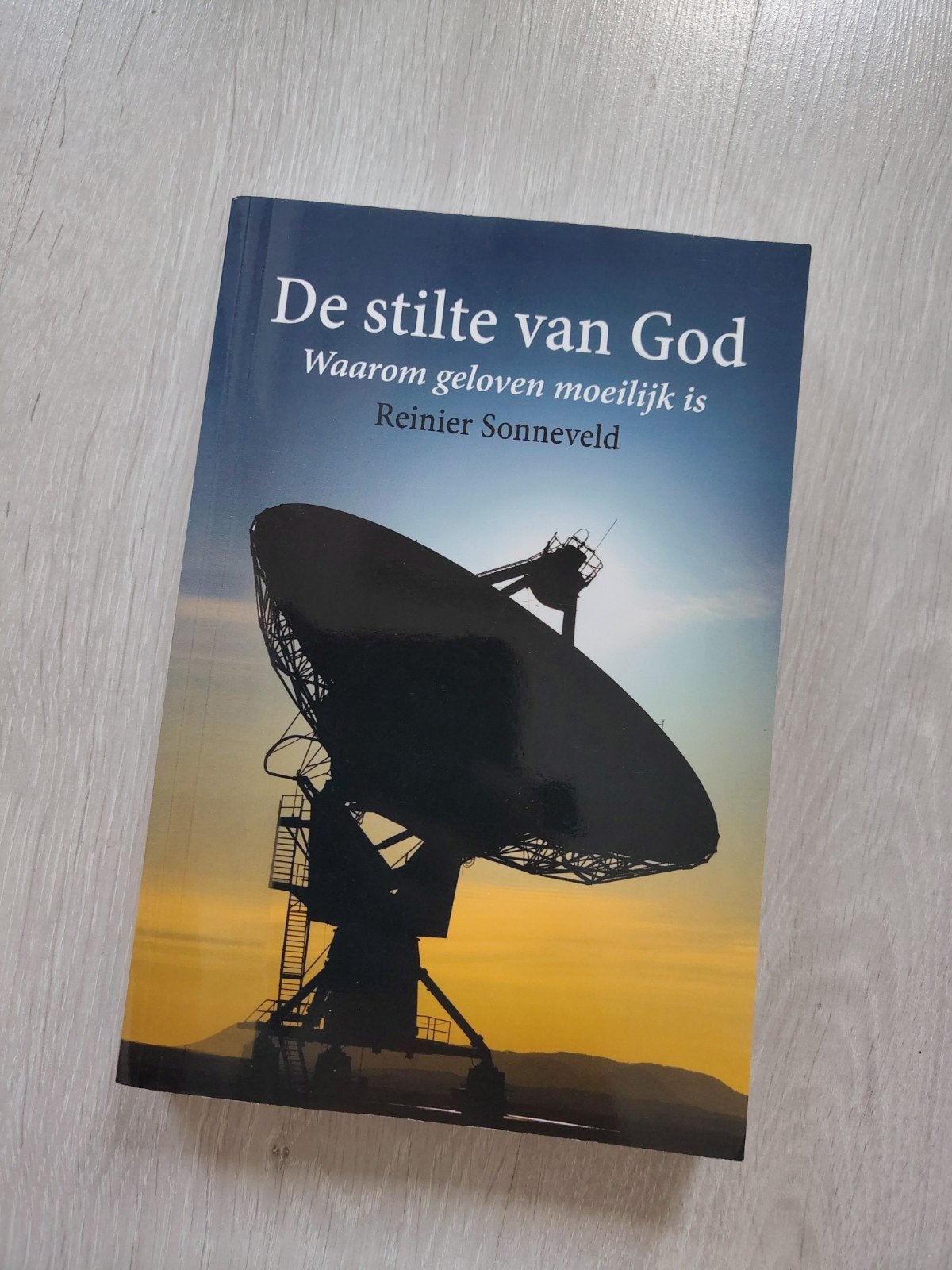 Reinier Sonneveld - De stilte van God (over geloofstwijfel), Boeken, Ophalen of Verzenden, Zo goed als nieuw, Reinier Sonneveld