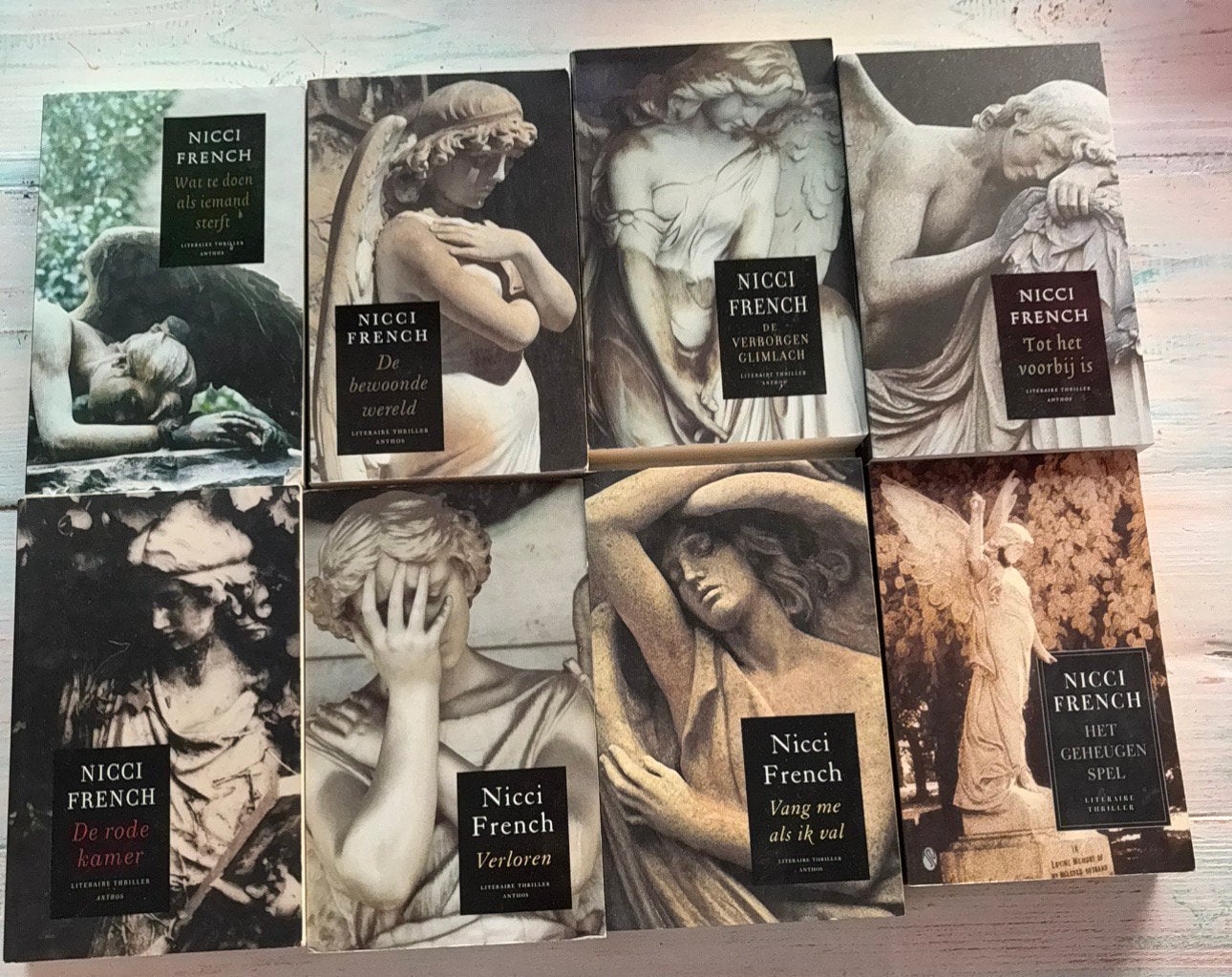 20 Nicci French boeken, complete Frieda Klein reeks, Ophalen, Zo goed als nieuw