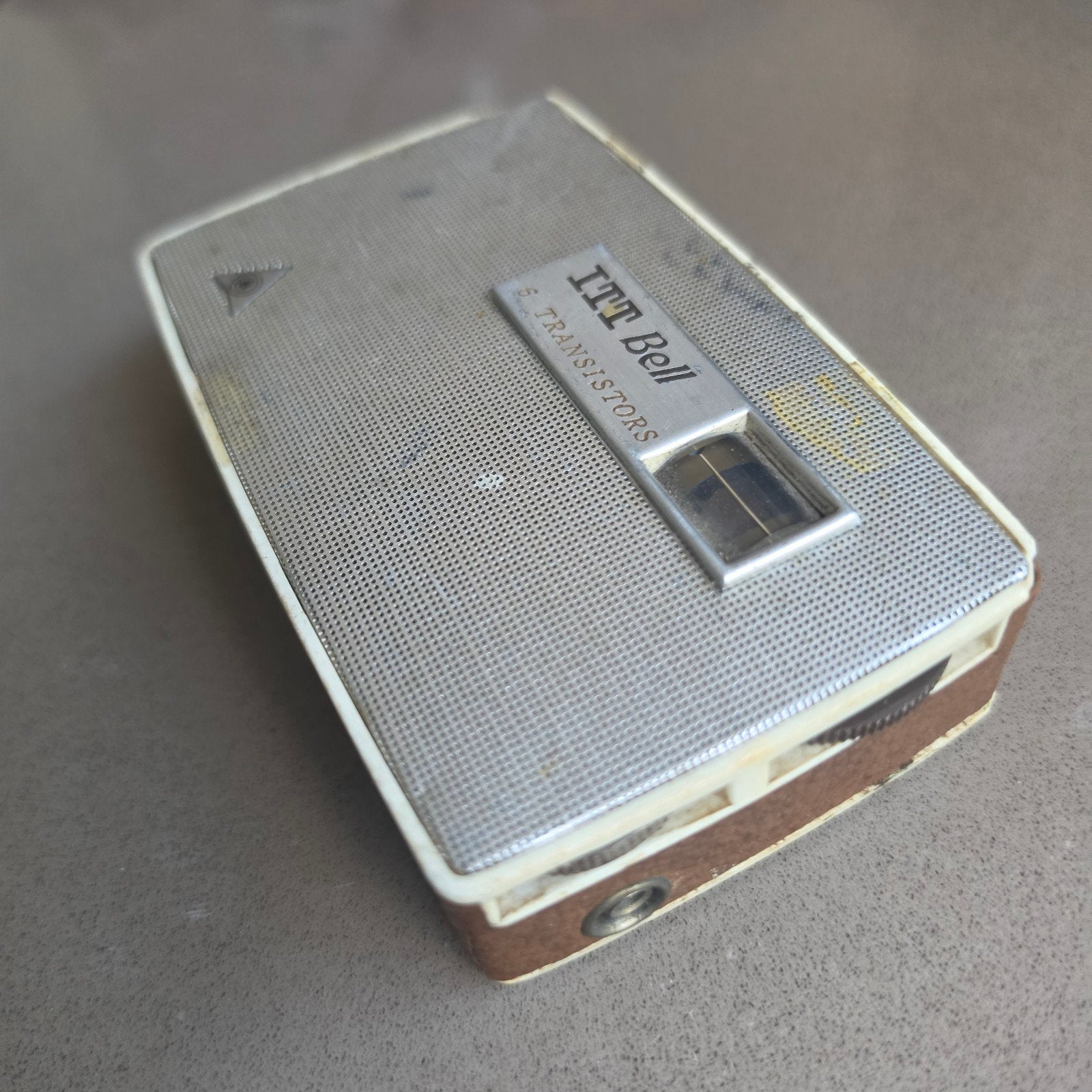 ITT Bell Transistorradio RB-6M11 - Vintage, Ophalen of Verzenden, Gebruikt, Transistorradio