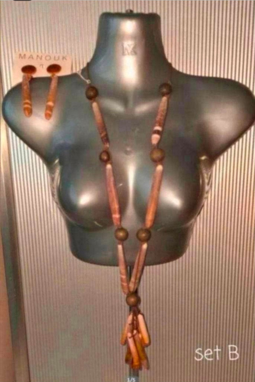 Manouk - ketting van schelp + oorhangers. 3=2 actie!, Met hanger, Bruin, Verzenden, Nieuw