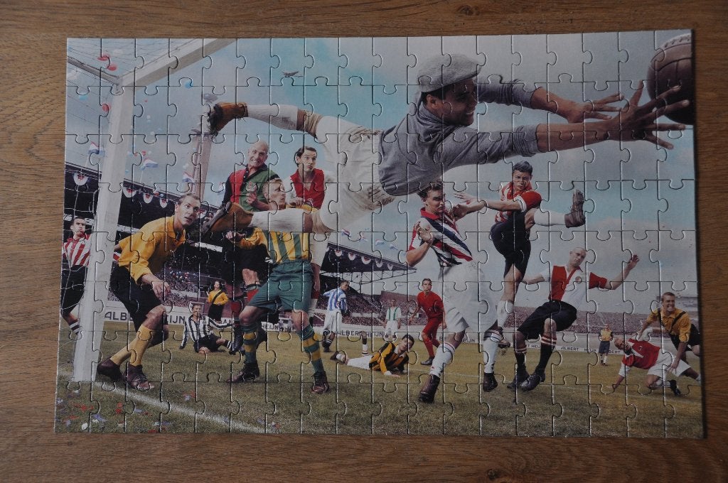 Puzzel Eredivisie 144 stukjes (AH), Ophalen of Verzenden, Minder dan 500 stukjes, Zo goed als nieuw, Legpuzzel