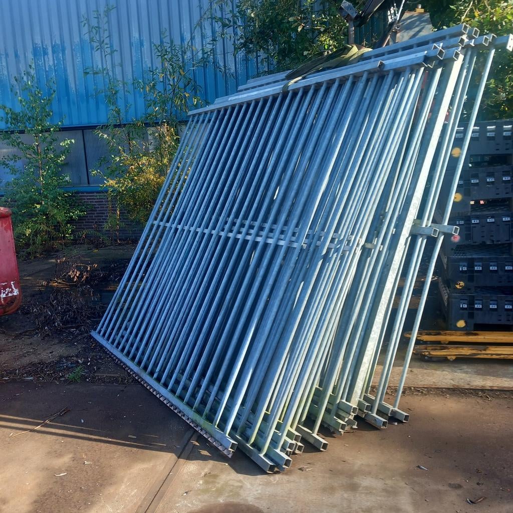 Hekwerk 16 stuks 240 cm hoog en 265 cm breed., Ophalen, Gebruikt, IJzer, Overige typen