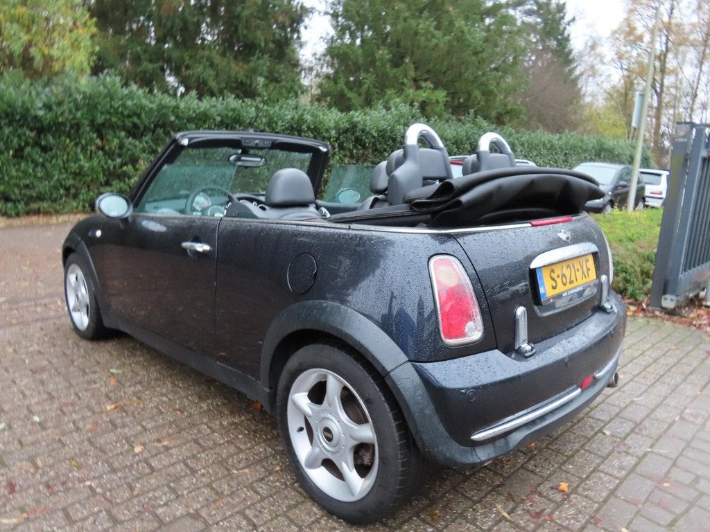 Mini Mini Cabrio 1.6 One CABRIO, Gebruikt, Zwart, 4 cilinders, Cabriolet