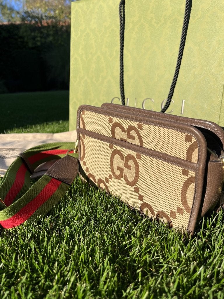 Gucci tas fanny pack / cross body. With big logo creme bruin, Sieraden, Tassen en Uiterlijk, Bruin, Zo goed als nieuw, Leer, Ophalen