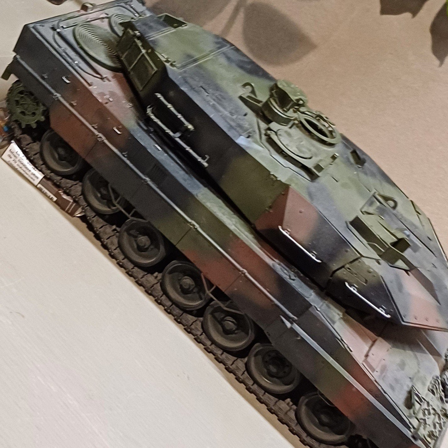 LEOPARD 2A6 1:16 TAMIYA, Ophalen, Zo goed als nieuw