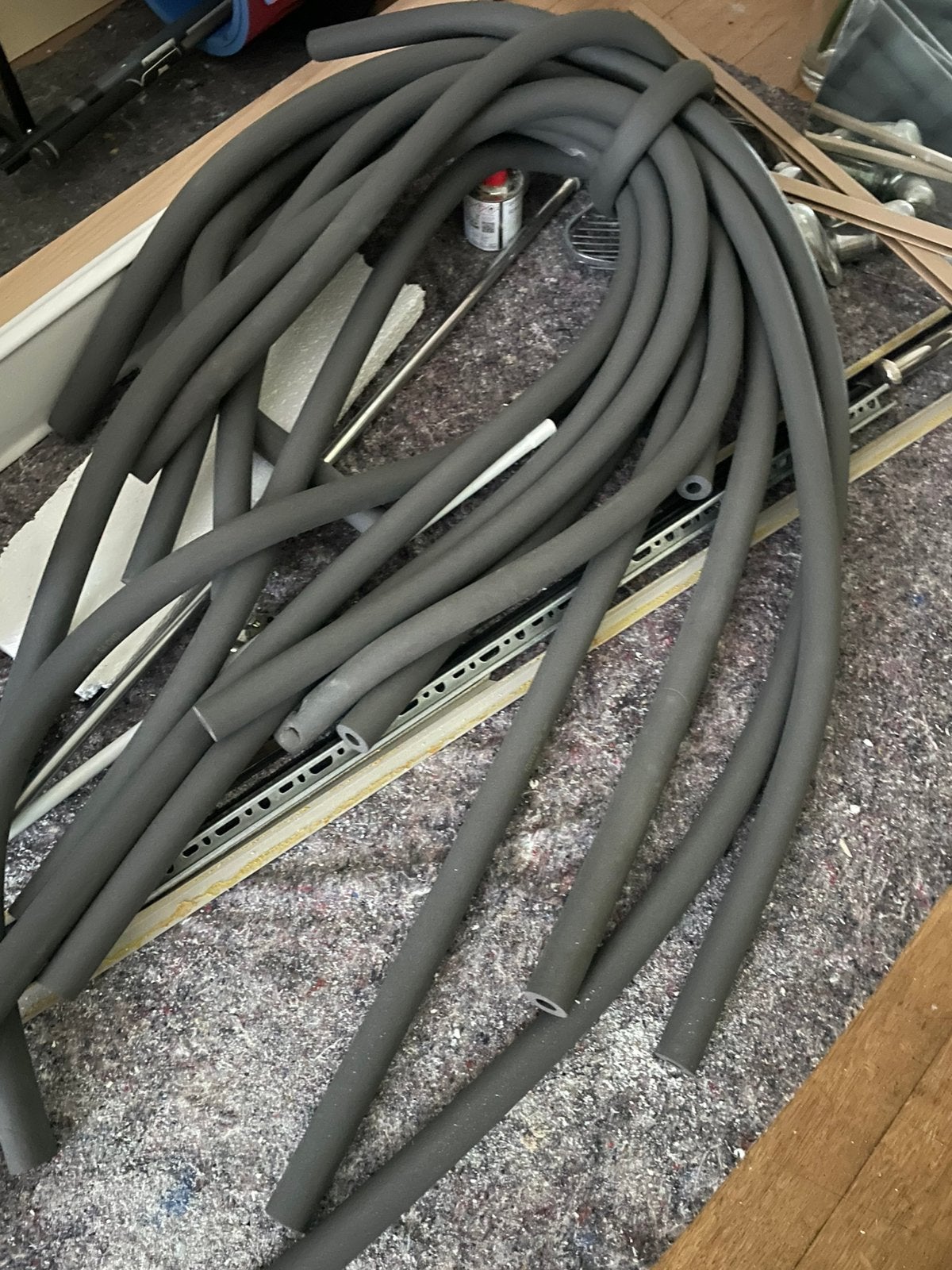 Buisisolatie – 11 stuks van 2 meter – totaal 22 meter, Ophalen, Overige materialen, 12 cm of meer, Nieuw