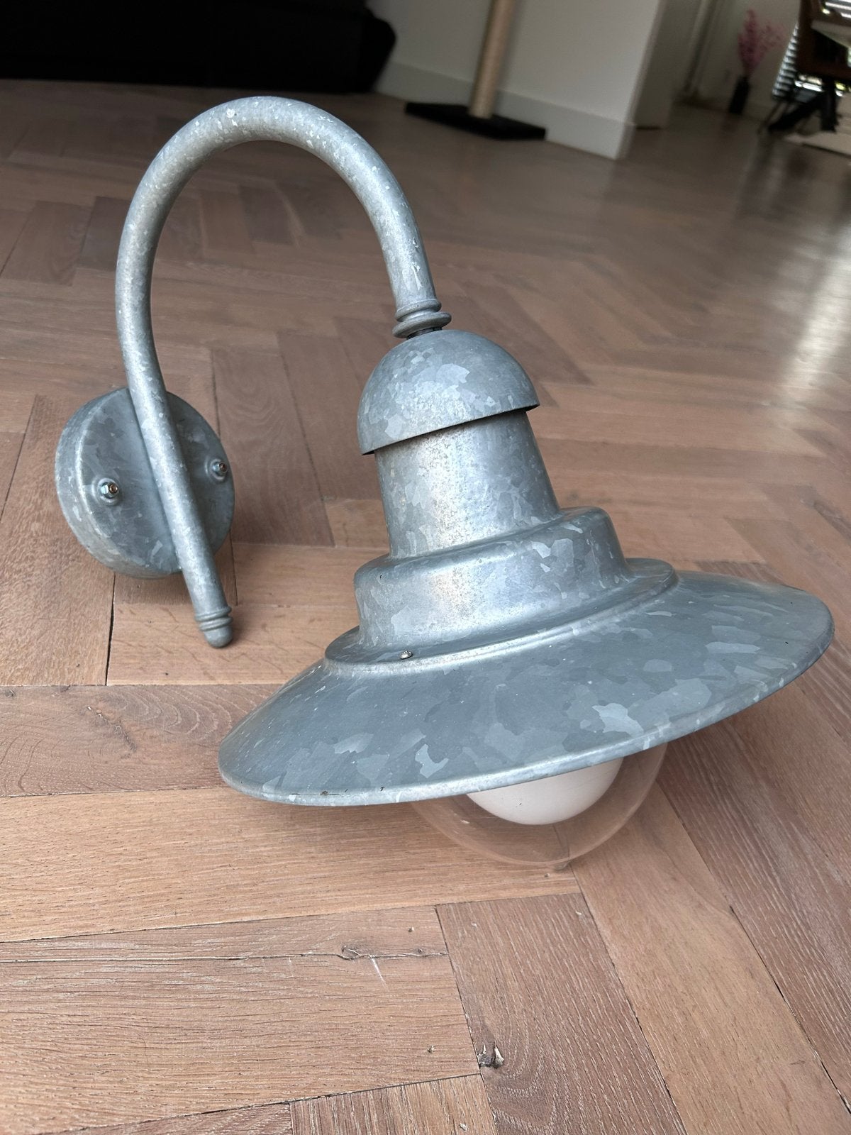 Massive Buitenwandlamp - Gegalvaniseerd staal, Gebruikt, Minder dan 50 watt, Wandlamp, Ophalen of Verzenden