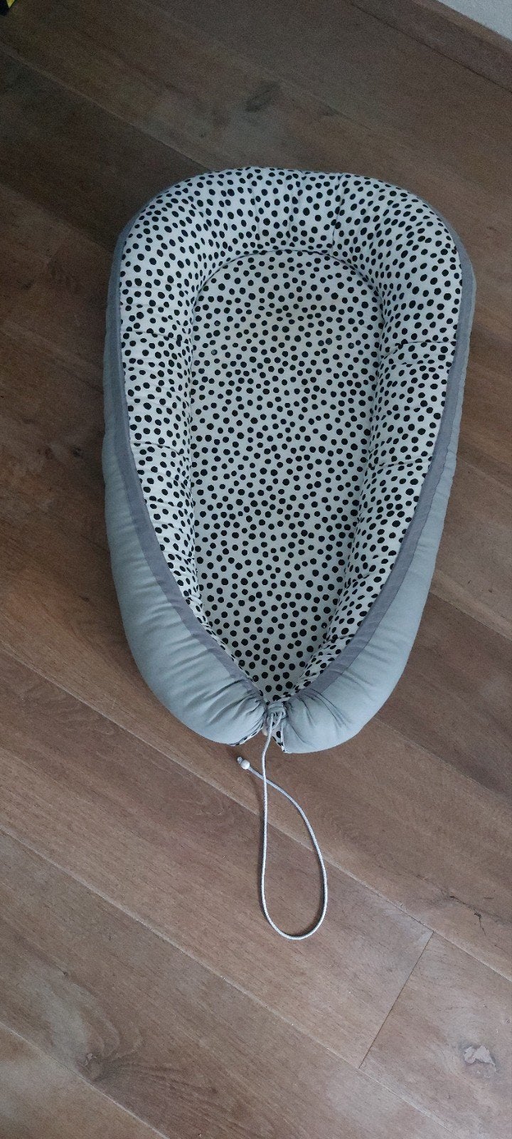 Done by deer babynest, Kinderen en Baby's, Ophalen, Gebruikt