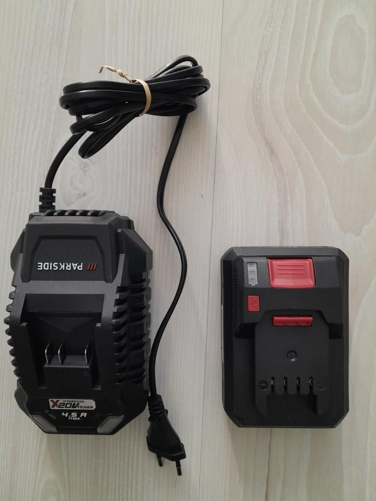 Parkside Performance 20v 4ah smart accu en snel lader, Ophalen, Nieuw