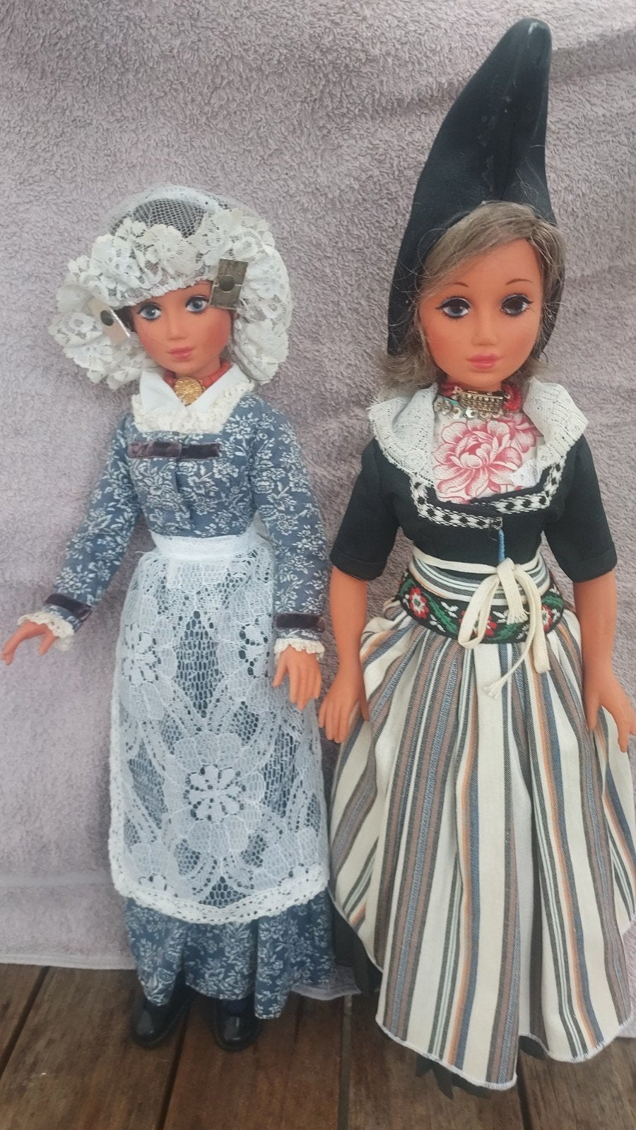 2 Vintage Furga Poppen in Traditionele Klederdracht, Ophalen of Verzenden, Gebruikt, Pop
