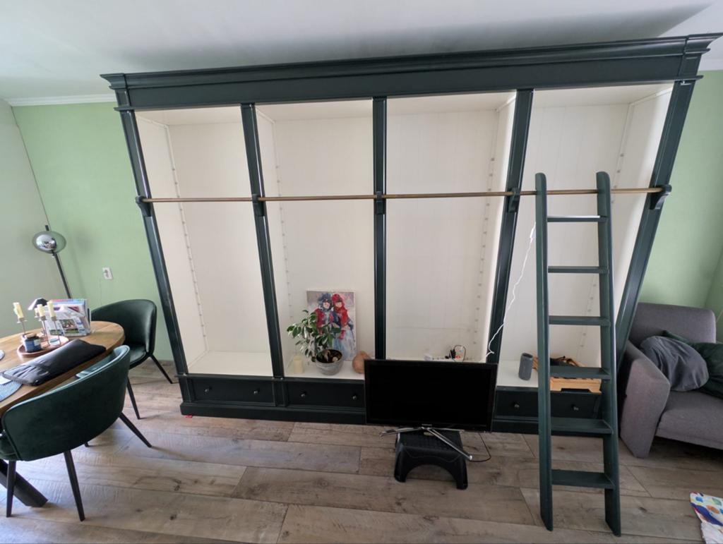 Prachtige kast met ladder, Antiek en Kunst, Antiek | Meubels | Kasten, Ophalen