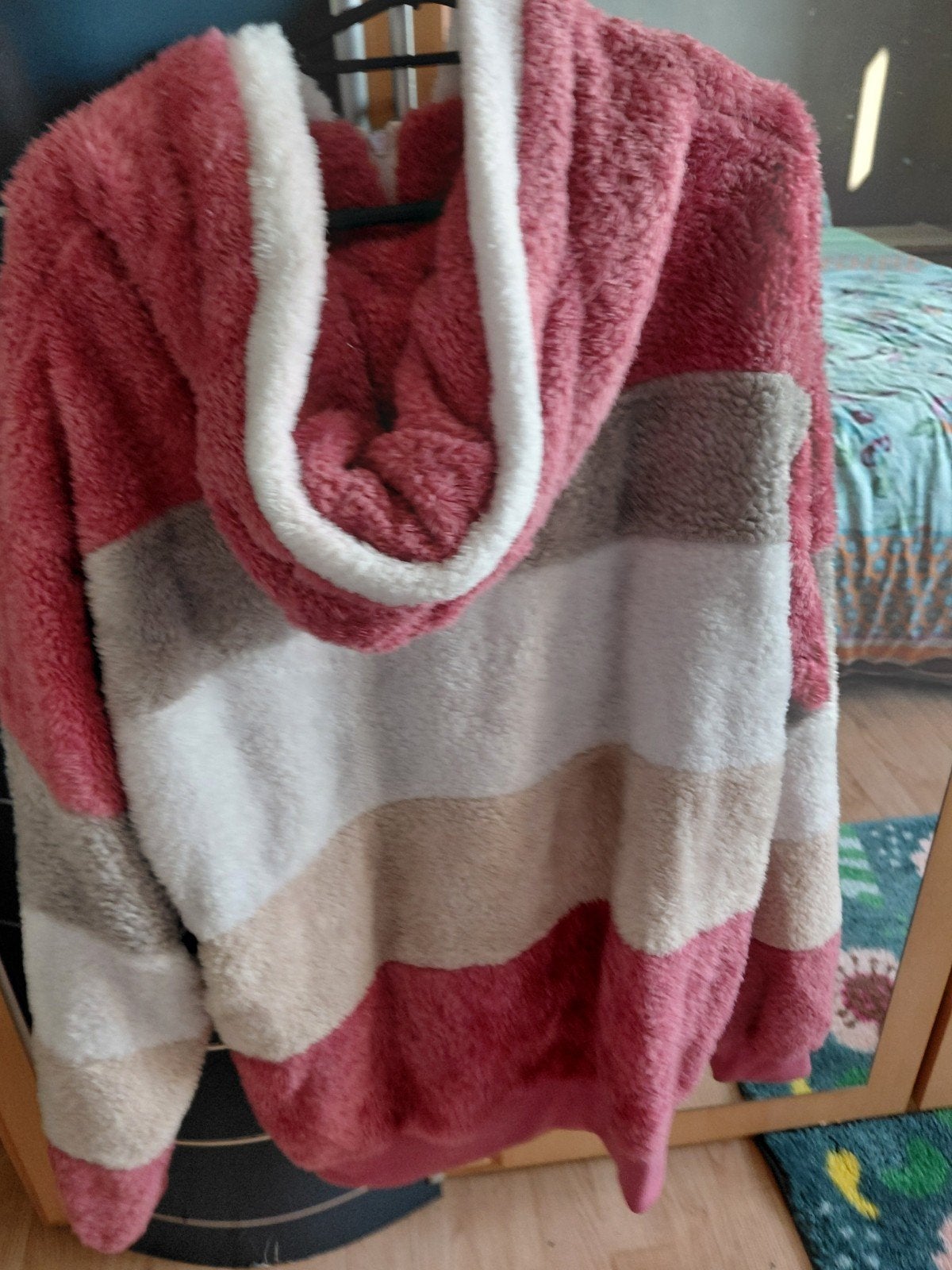Comfortabele pluizige vest- roze, wit, beige, Kleding | Dames, Truien en Vesten, Ophalen, Maat 42/44 (L), Onbekend, Roze