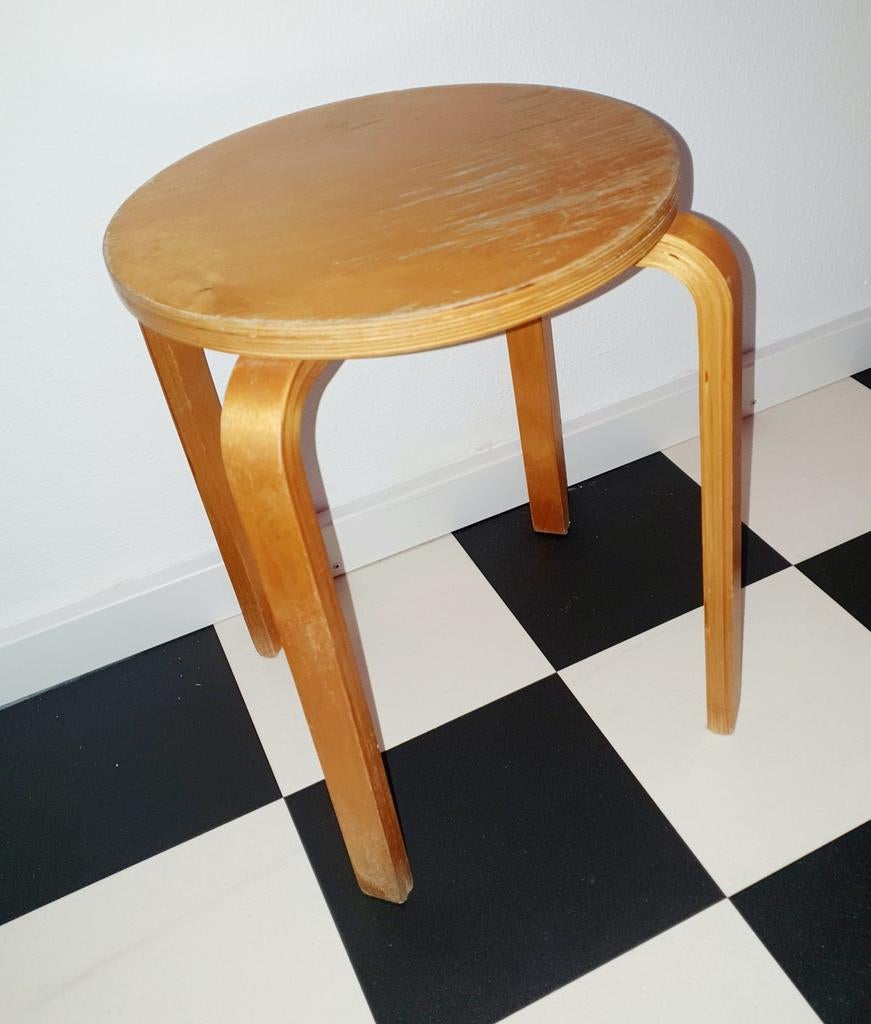 Vintage Ikea Frosta Kruk Van Multiplex, Huis en Inrichting, Krukjes, Ophalen, Gebruikt, Hout
