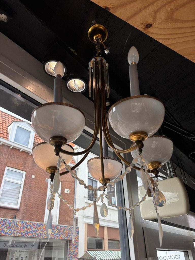 Vintage kroonluchter messing en melkglas, Ophalen, Gebruikt, Glas, Vintage
