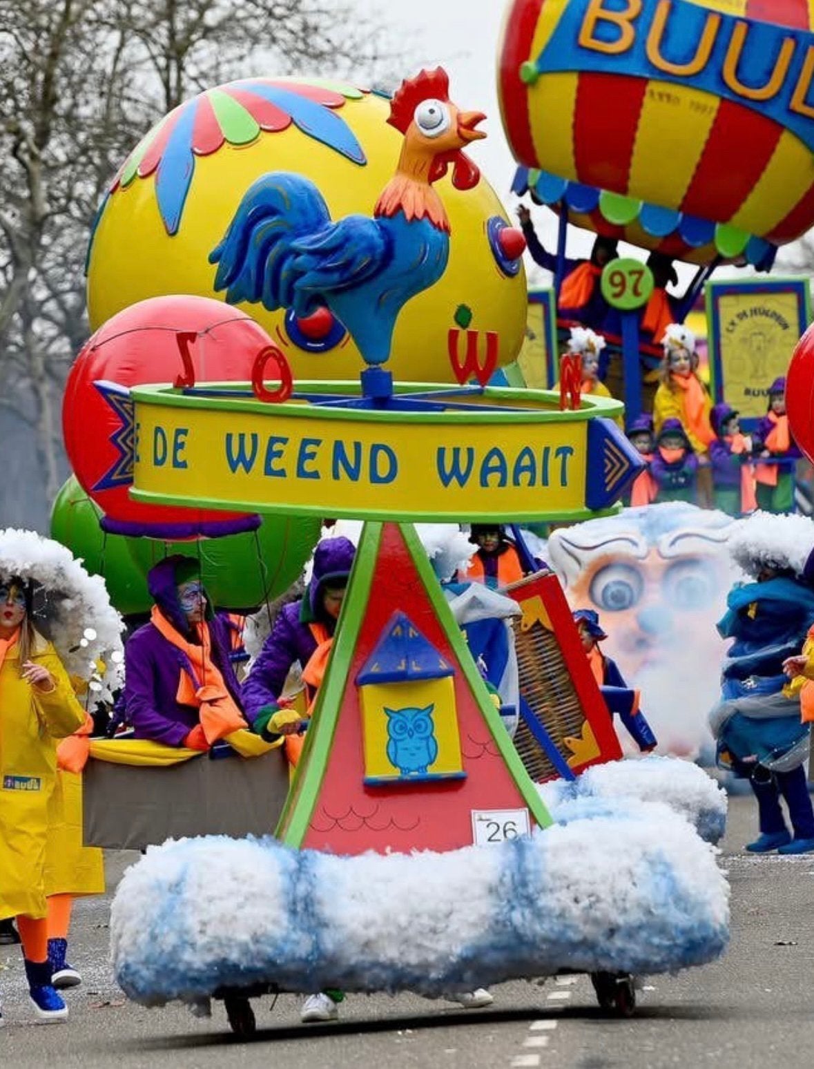 Foto 13 van Luchtballon carnaval carnavakswagen loopgroep optocht