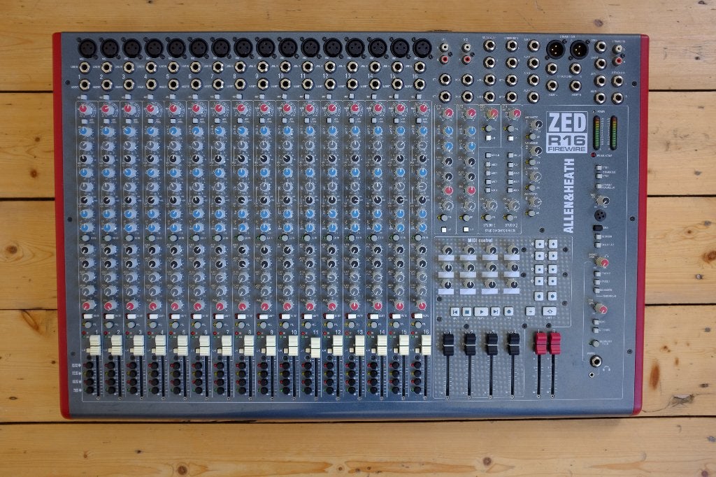 Allen & Heath Zed R16 Mixer Mengpaneel, Ophalen, Gebruikt, 10 tot 20 kanalen